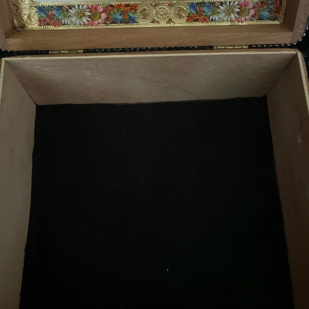 Rose Gold and Black Dress Box Purse with Black Handle, Mirror Inside - Picture 8 of 15